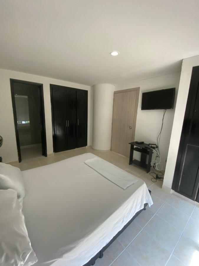 Apartaestudio Amoblado Con Excelente Ubicacion Apartment Pereira Exterior foto